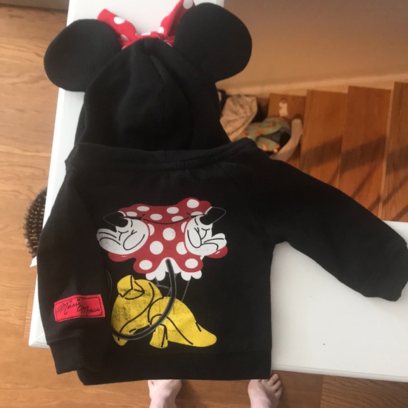 Minnie Mouse sweatshirt with bow and ears! - Picture 2 of 3